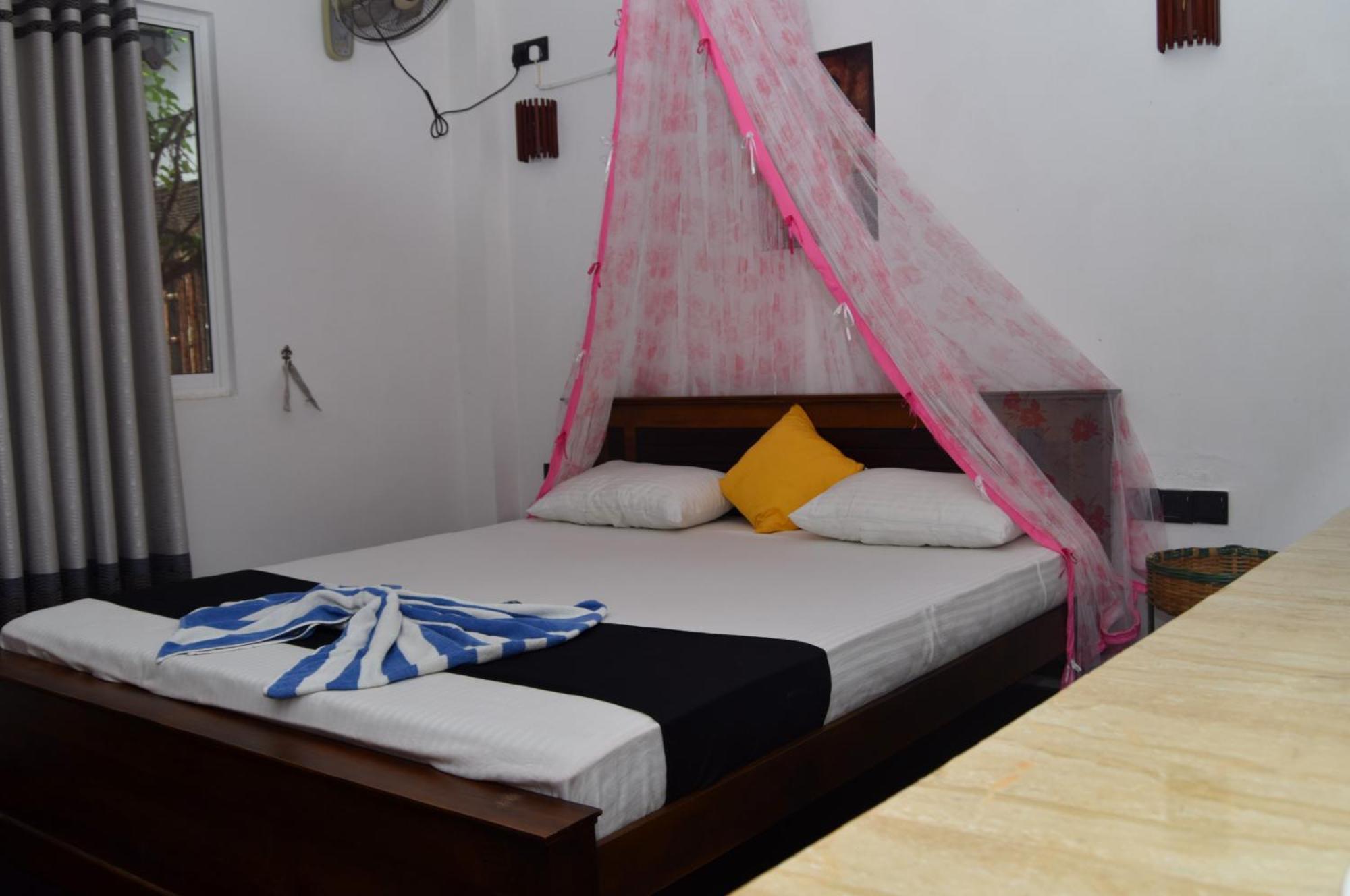 Kosi Giggles Resort Weligama Exterior photo